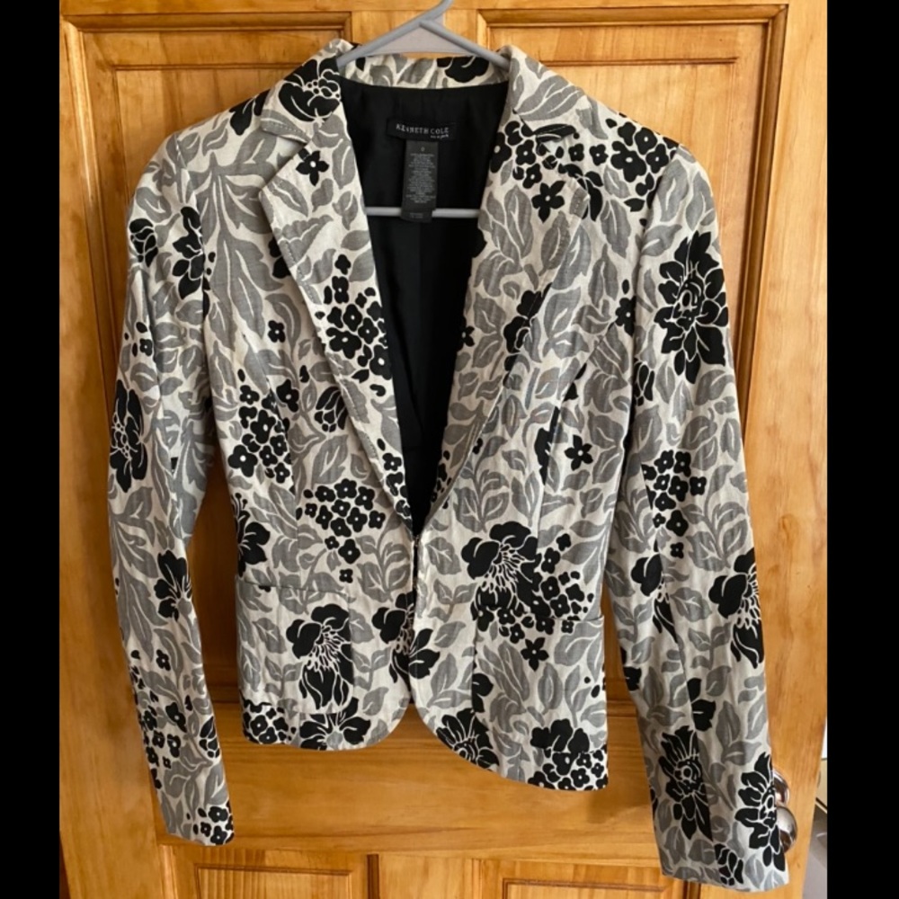 Kenneth Cole Floral Blazer